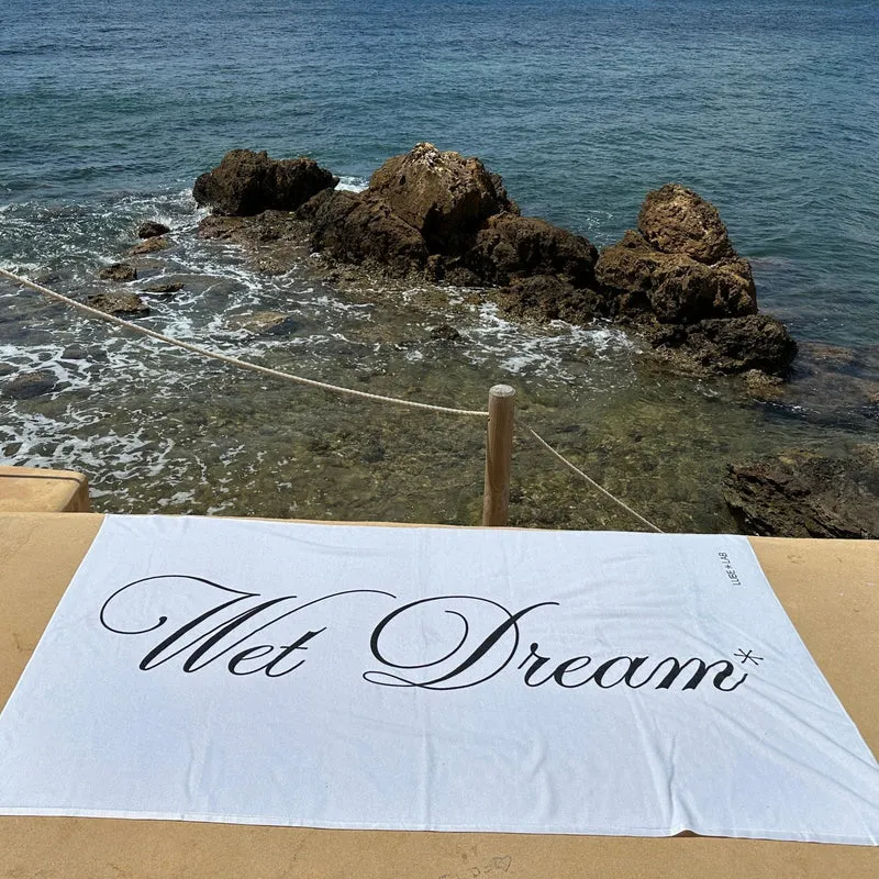„Wet Dream“ Beach Towel